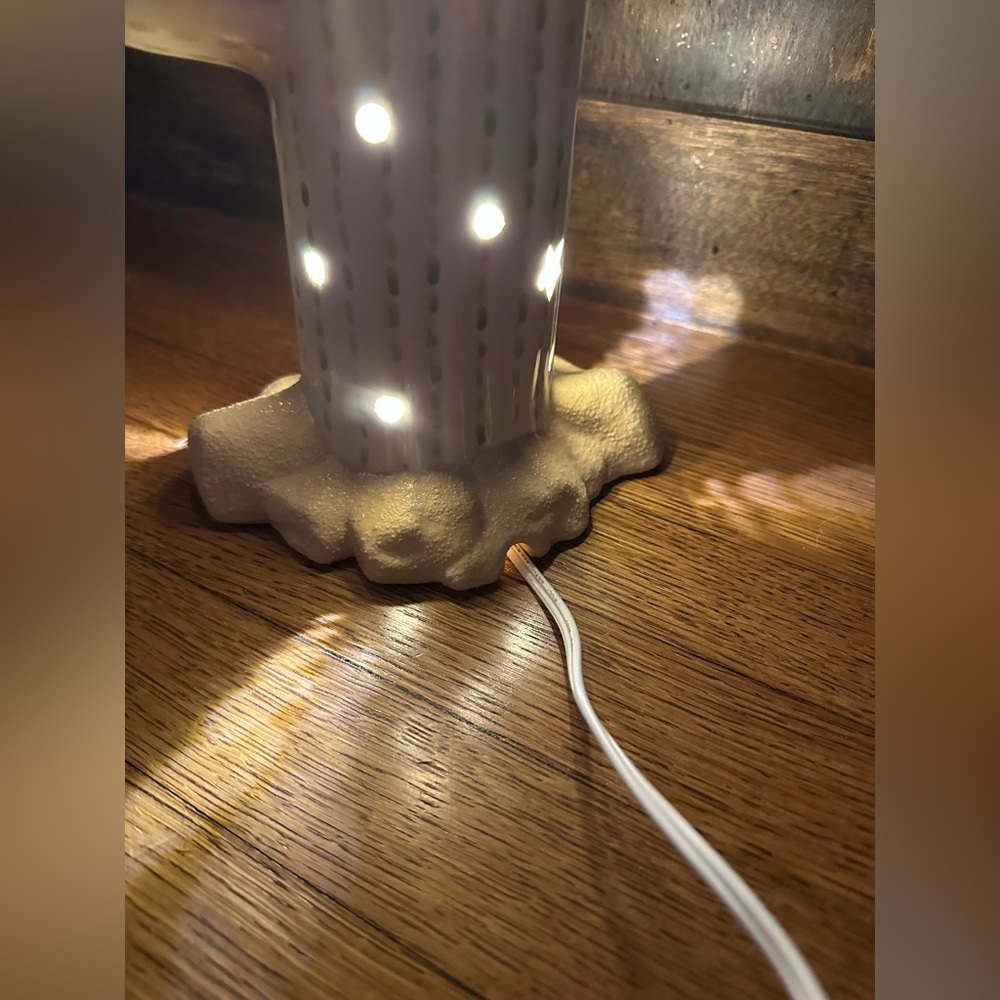 15” Light-Up Corded Ceramic Cactus Lamp in Cream/Sage Green - Picture 14 of 15